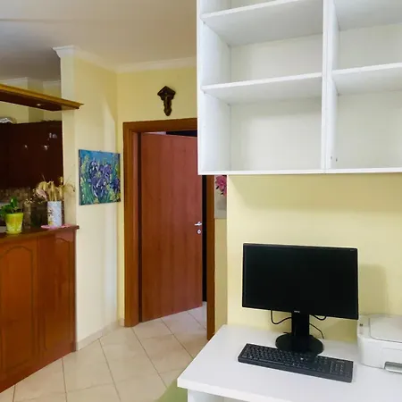 Biancas House Αλέσιον